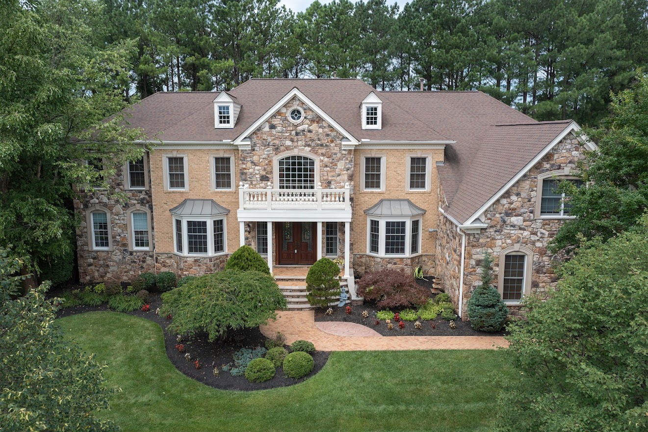 105022 Walking Stick Way